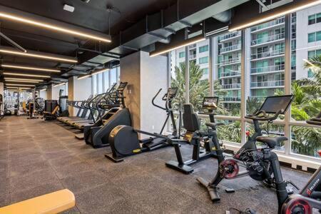 דירות Heart Of Downtown Miami Studio Pool & Gym מראה חיצוני תמונה