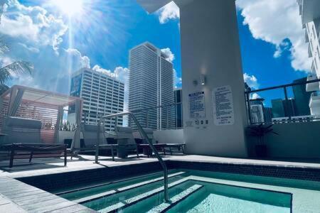 דירות Heart Of Downtown Miami Studio Pool & Gym מראה חיצוני תמונה